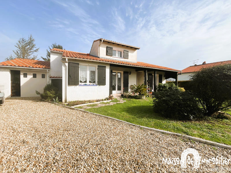 Maison - 105 m² - 5 pièces