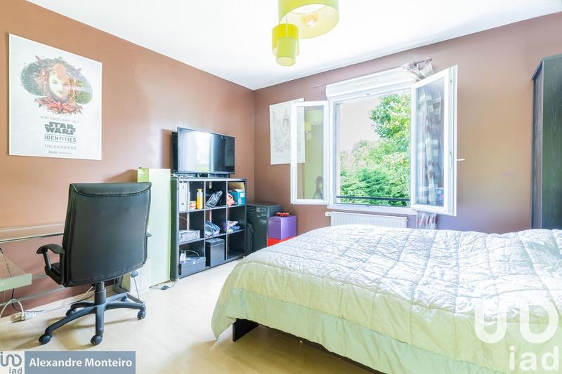 Maison - 180 m² - 8 pièces