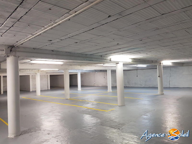 Parking / Garage - 5 m²