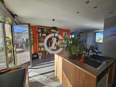 Appartement - 87 m² - 3 pièces