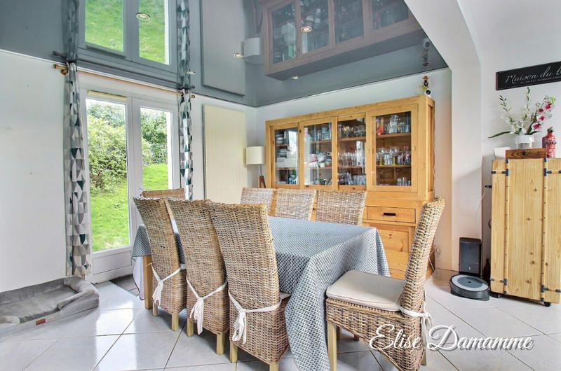 Maison - 123 m² - 5 pièces