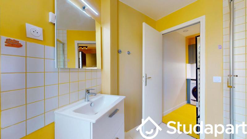 Chambre - 11 m² - 1 pièce