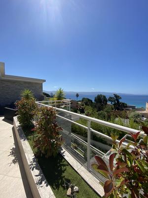 Appartement - 96 m² - 5 pièces