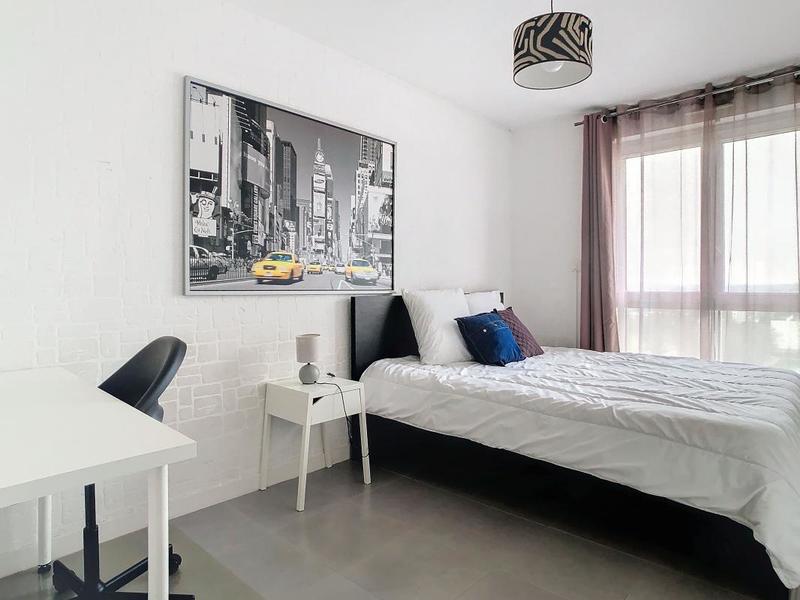 Appartement - 92 m² - 5 pièces