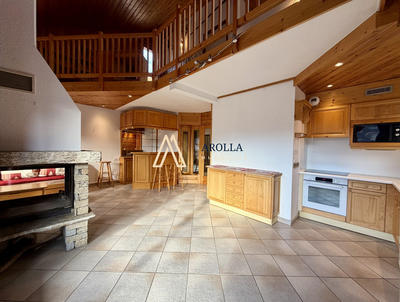 Appartement - 112 m² - 4 pièces