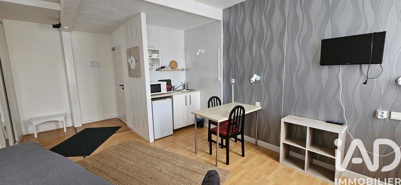 Maison - 356 m² - 15 pièces