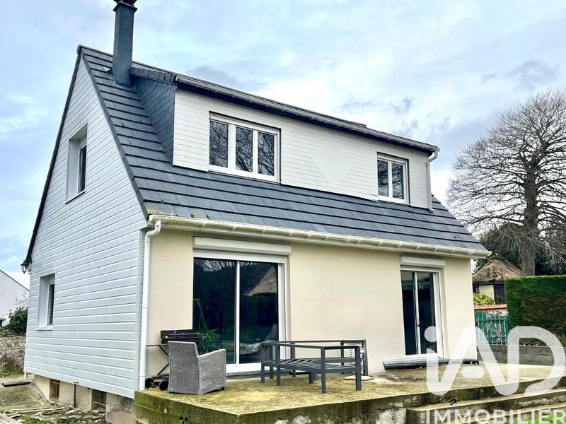 Maison - 91 m² - 5 pièces