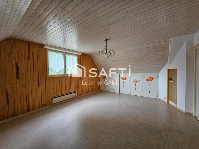 Maison - 257 m² - 10 pièces