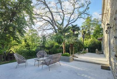 Maison en pierre - 215 m² - 5 pièces