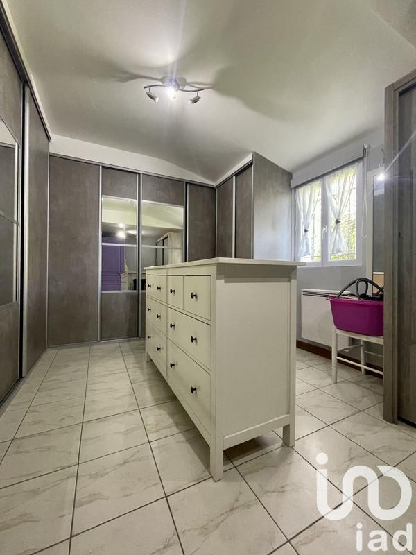 Maison - 298 m² - 12 pièces