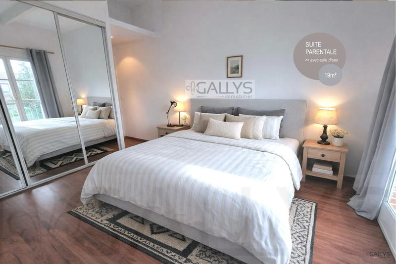 Maison traditionnelle - 158 m² - 5 pièces