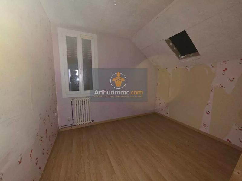 Maison - 93 m² - 6 pièces