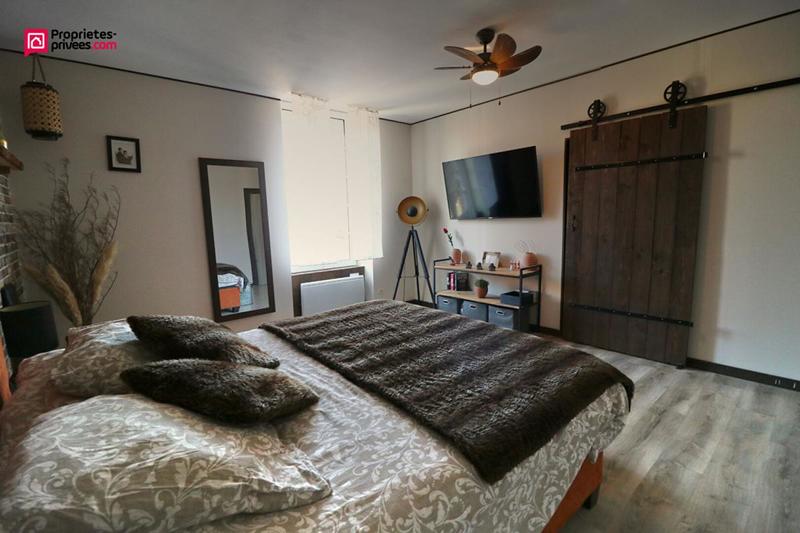 Maison - 232 m² - 7 pièces