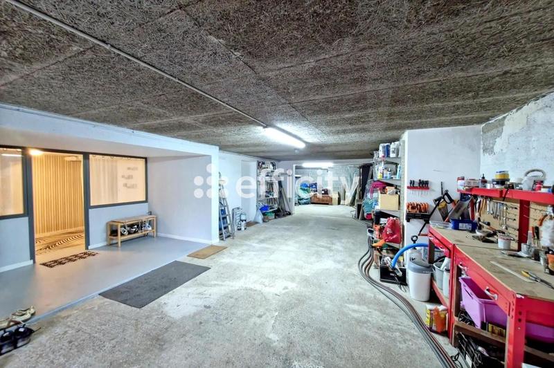 Maison - 139 m² - 6 pièces