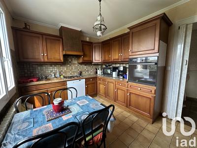 Maison - 186 m² - 8 pièces