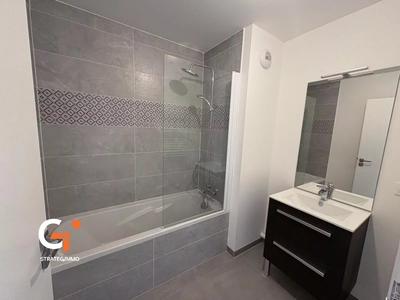 Appartement - 100 m² - 4 pièces