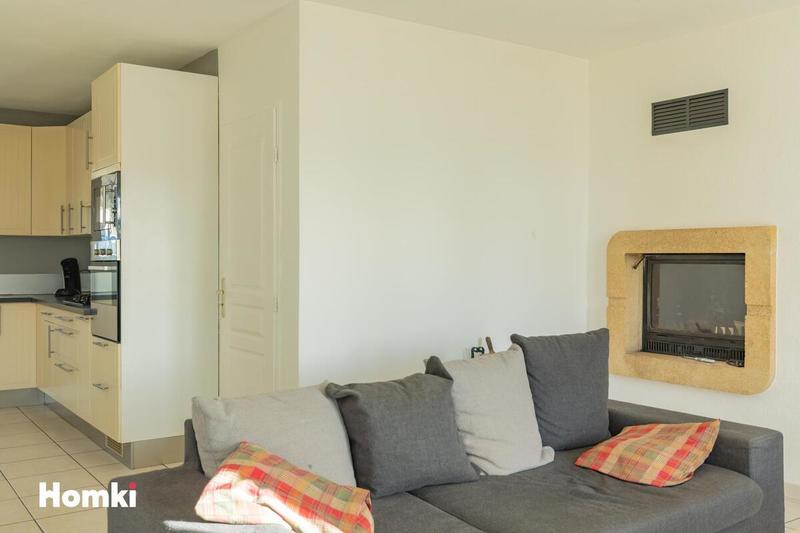 Villa - 100 m² - 5 pièces