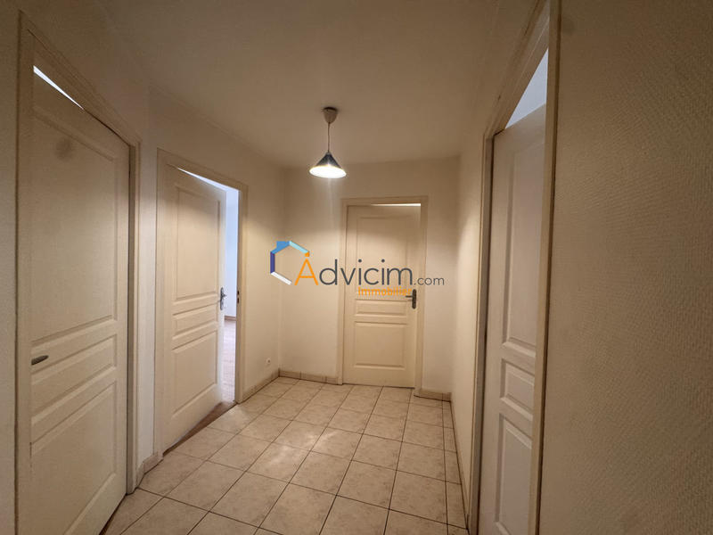 Appartement - 69 m² - 3 pièces