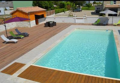 Maison en pierre - 384 m² - 16 pièces