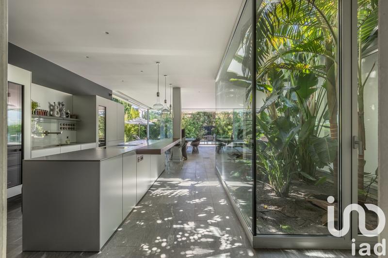 Maison de maîtres - 700 m² - 6 pièces