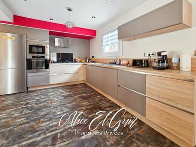 Maison - 118 m² - 6 pièces