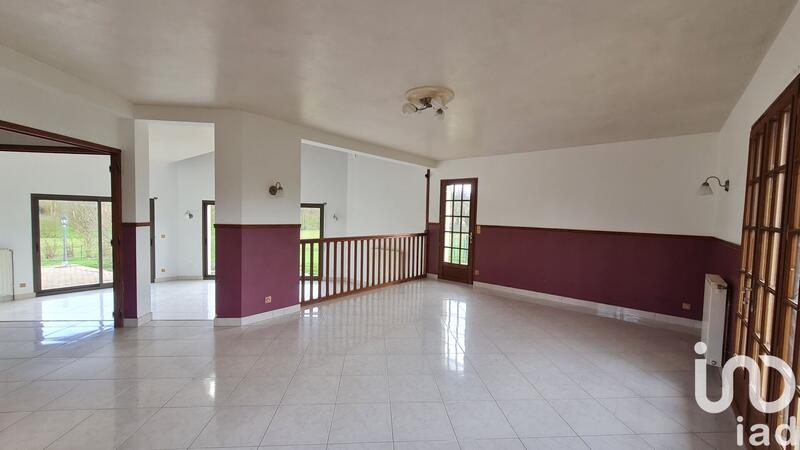 Maison - 240 m² - 9 pièces