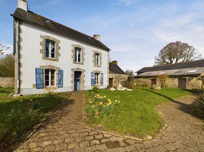 Maison - 178 m² - 8 pièces