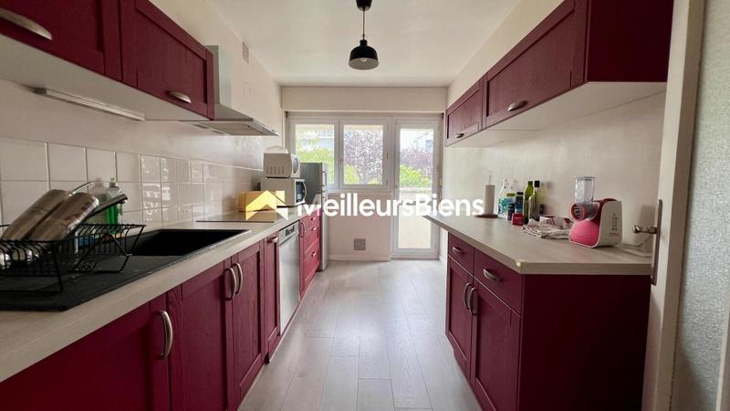 Appartement - 80 m² - 4 pièces