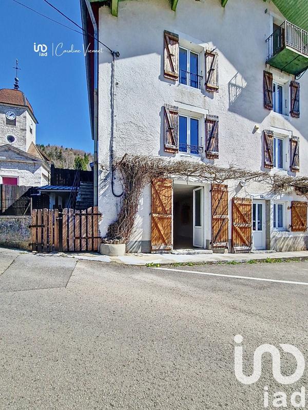 Maison de village - 250 m² - 9 pièces