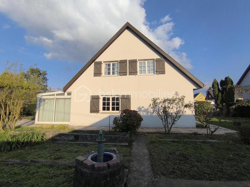 Maison traditionnelle - 110 m² - 5 pièces