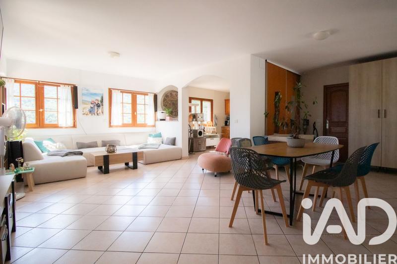Appartement - 132 m² - 4 pièces