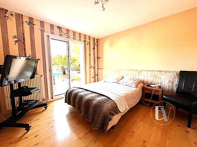 Villa - 170 m² - 6 pièces