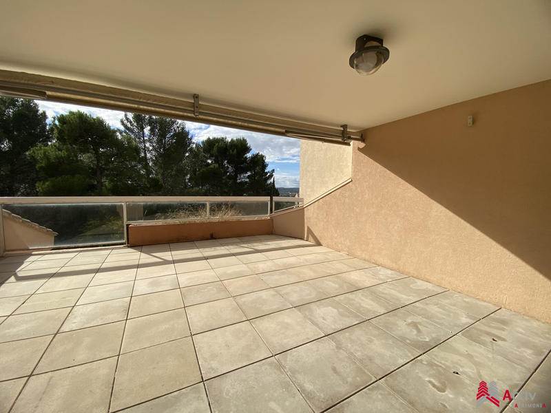 Appartement - 120 m² - 1 pièce