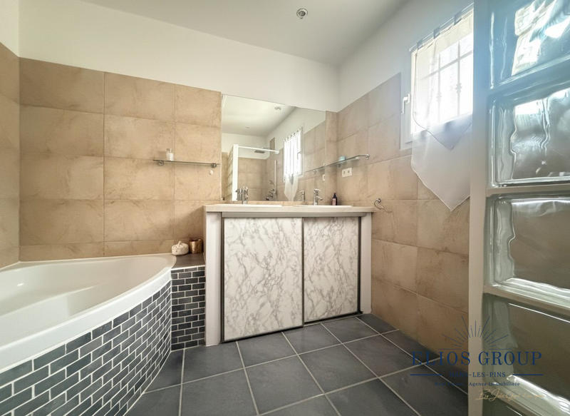 Villa - 140 m² - 5 pièces