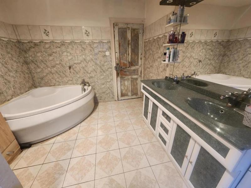 Maison - 155 m² - 6 pièces