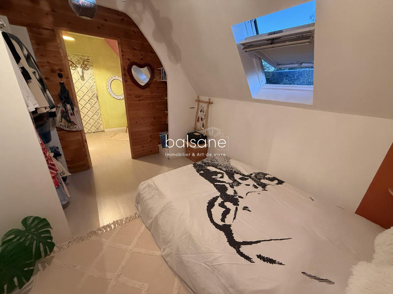 Maison - 142 m² - 7 pièces