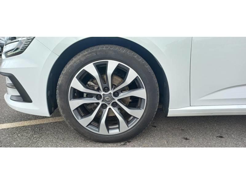 Renault Mégane IV Berline TCe 140 Edc Techno