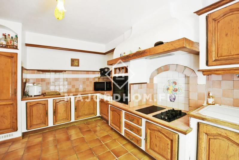 Propriété - 157 m² - 5 pièces