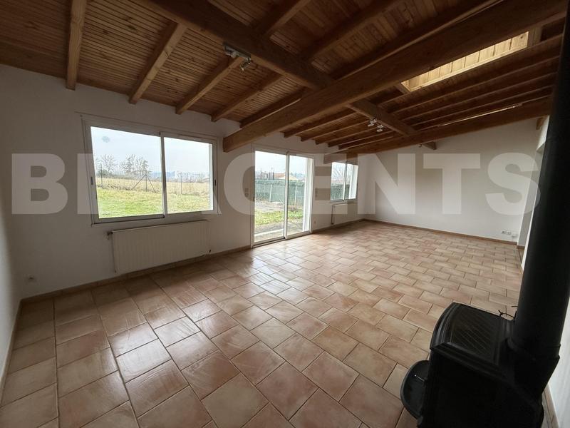 Maison traditionnelle - 148 m² - 8 pièces