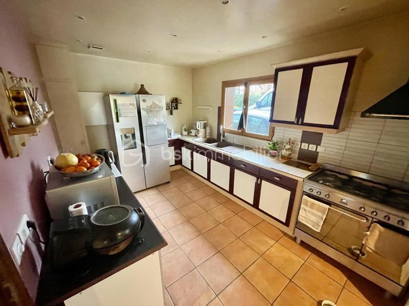 Maison - 184 m² - 7 pièces