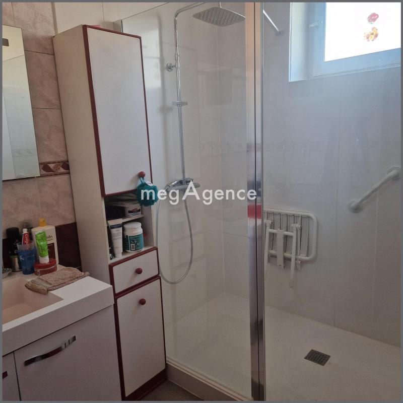 Maison - 328 m² - 12 pièces