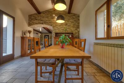 Maison - 164 m² - 5 pièces