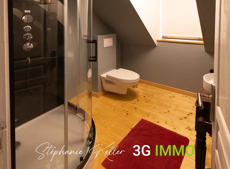 Maison - 266 m² - 8 pièces