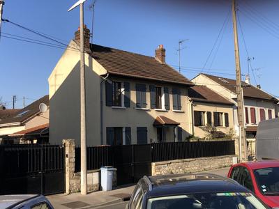 Maison - 81 m² - 4 pièces