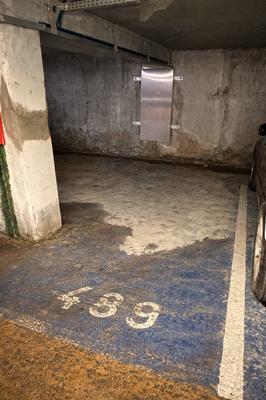 Parking / Garage - 9 m²
