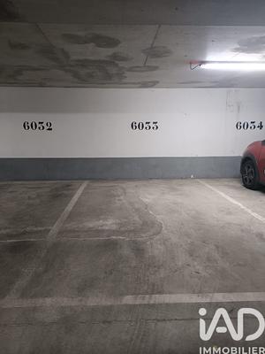 Parking - 15 m²