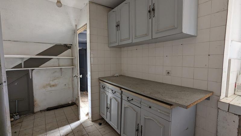 Maison - 244 m² - 8 pièces