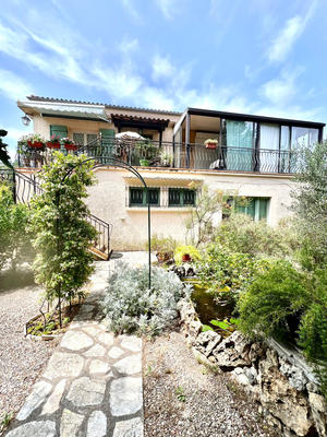 Maison - 131 m² - 5 pièces