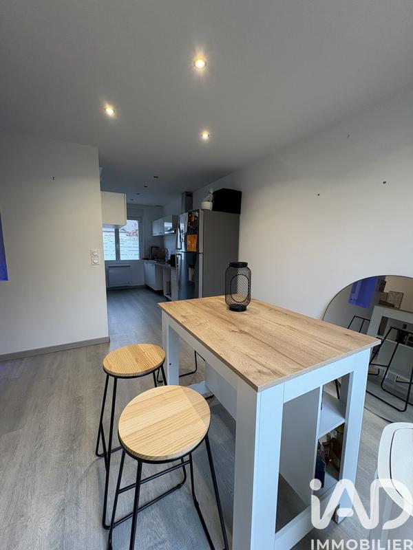 Maison - 80 m² - 4 pièces