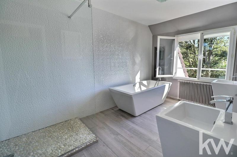 Maison - 152 m² - 7 pièces